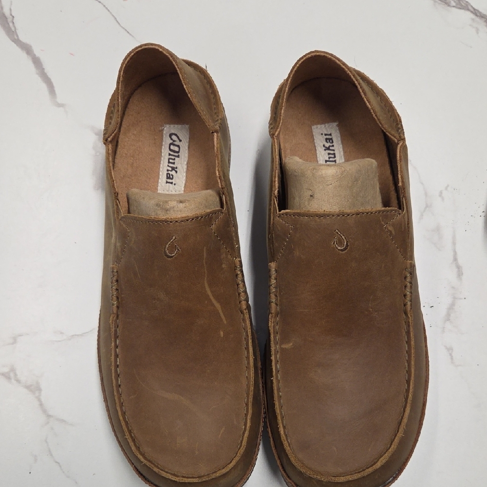 OluKai Men's Tan Leather Loafers